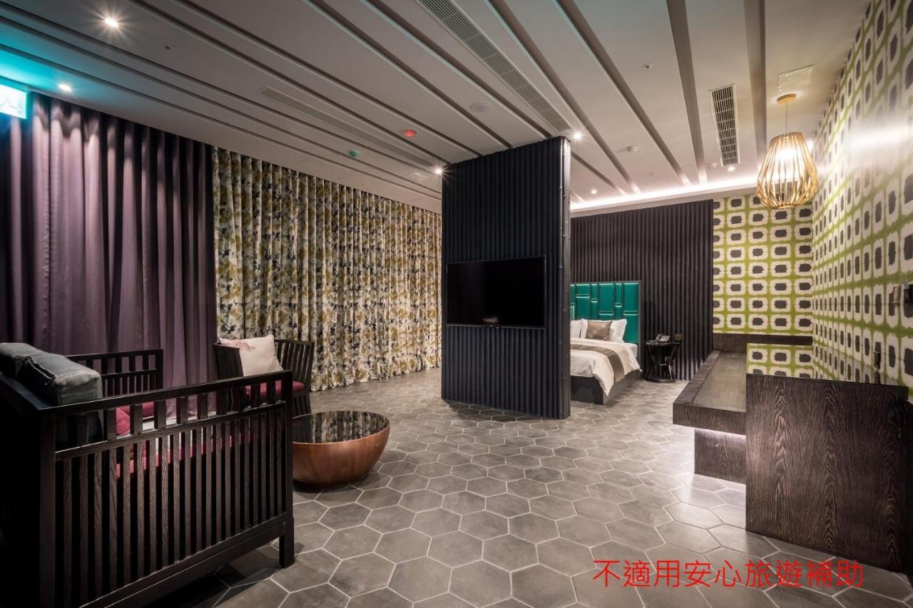 Icolour Villa Motel Taichung Buitenkant foto