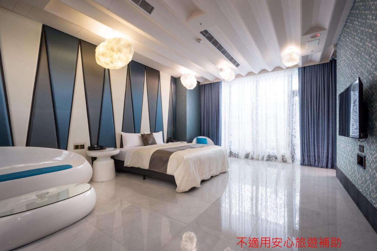 Icolour Villa Motel Taichung Buitenkant foto