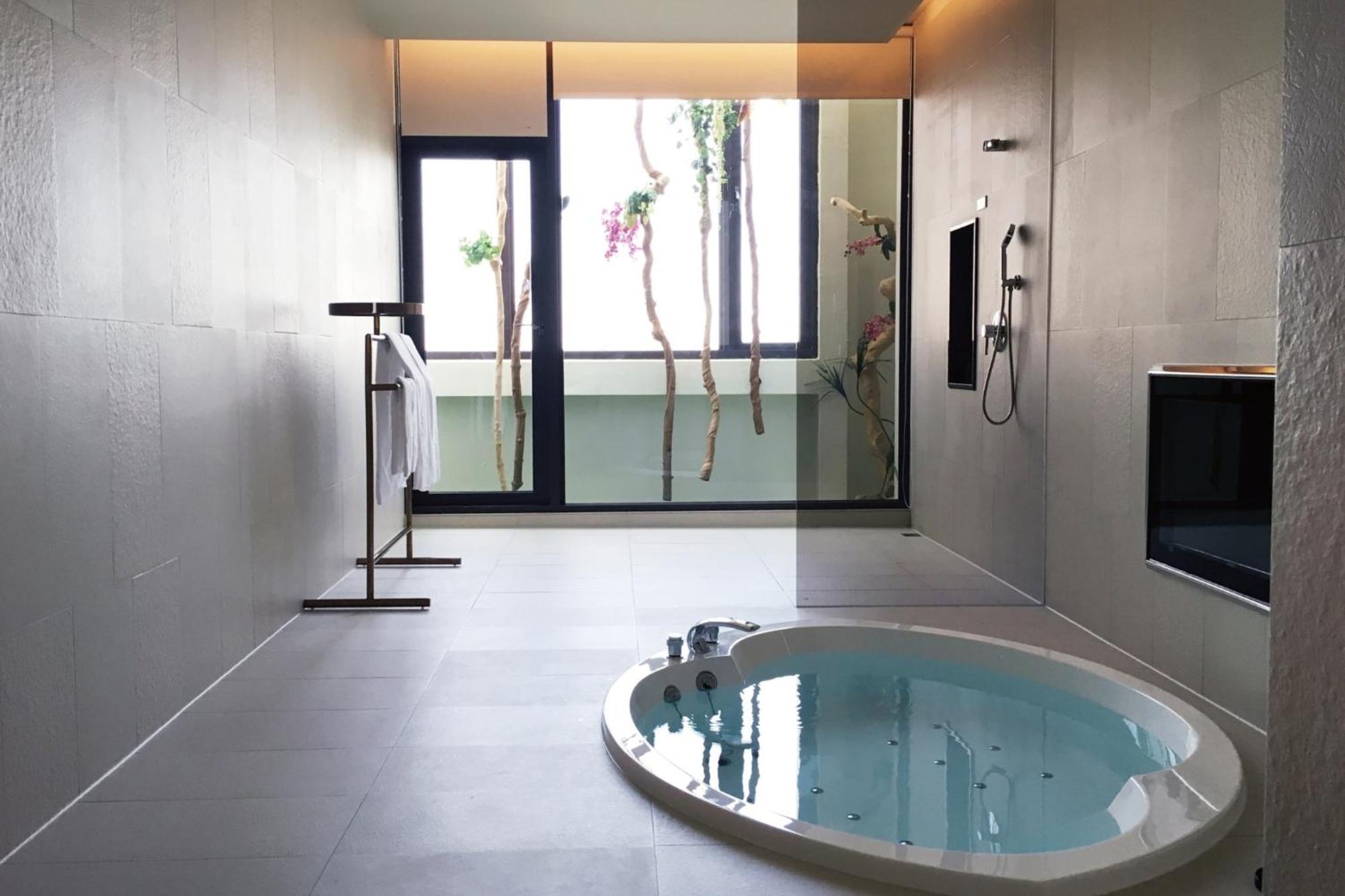 Icolour Villa Motel Taichung Buitenkant foto