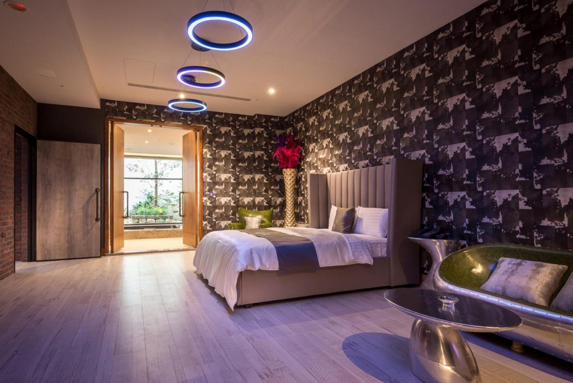 Icolour Villa Motel Taichung Buitenkant foto